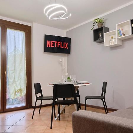 10' From Malpensa Casa Moderna, Netflix & Wi-Fi Appartement Casorate Sempione Buitenkant foto