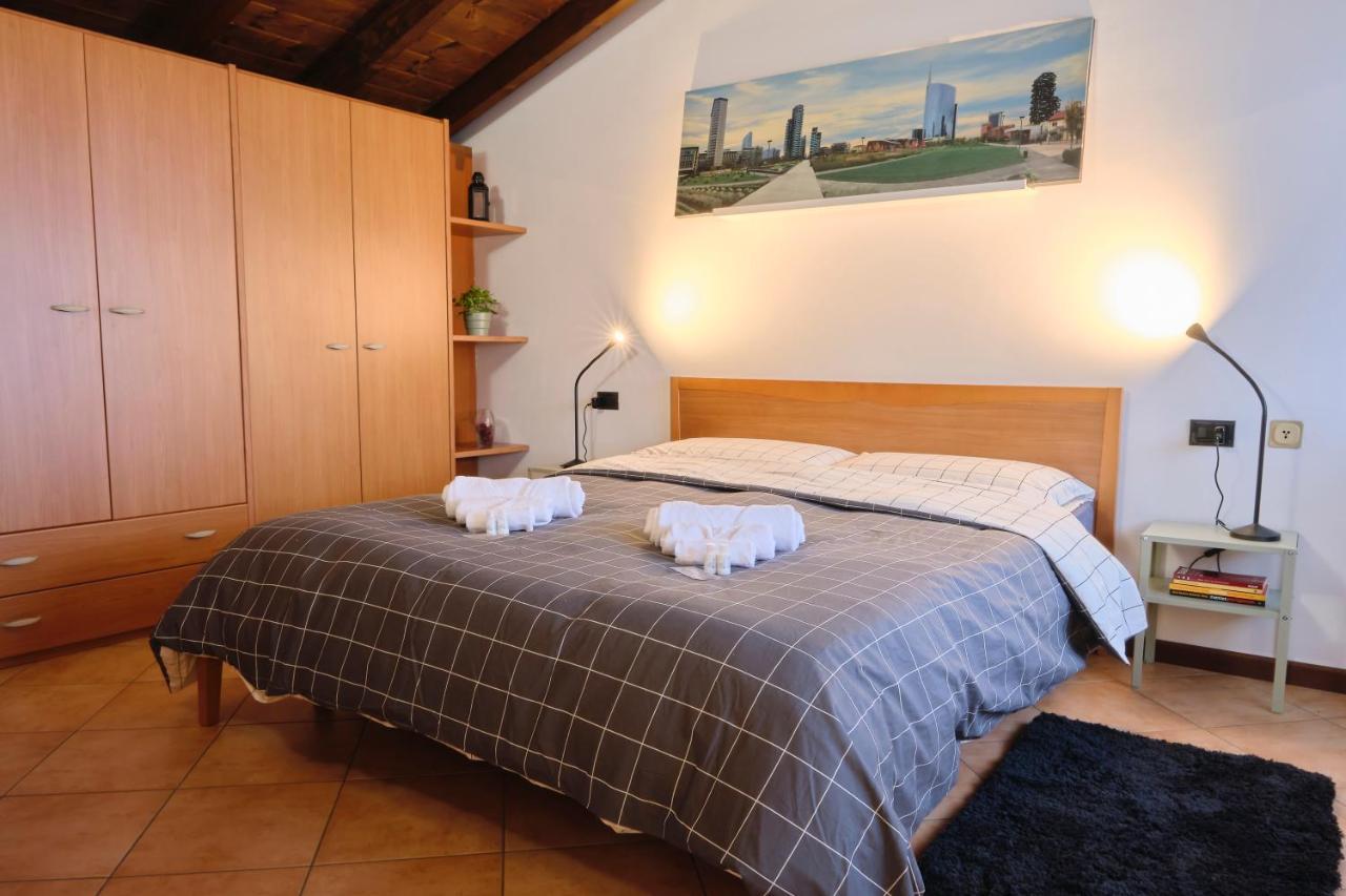 10' From Malpensa Casa Moderna, Netflix & Wi-Fi Appartement Casorate Sempione Buitenkant foto