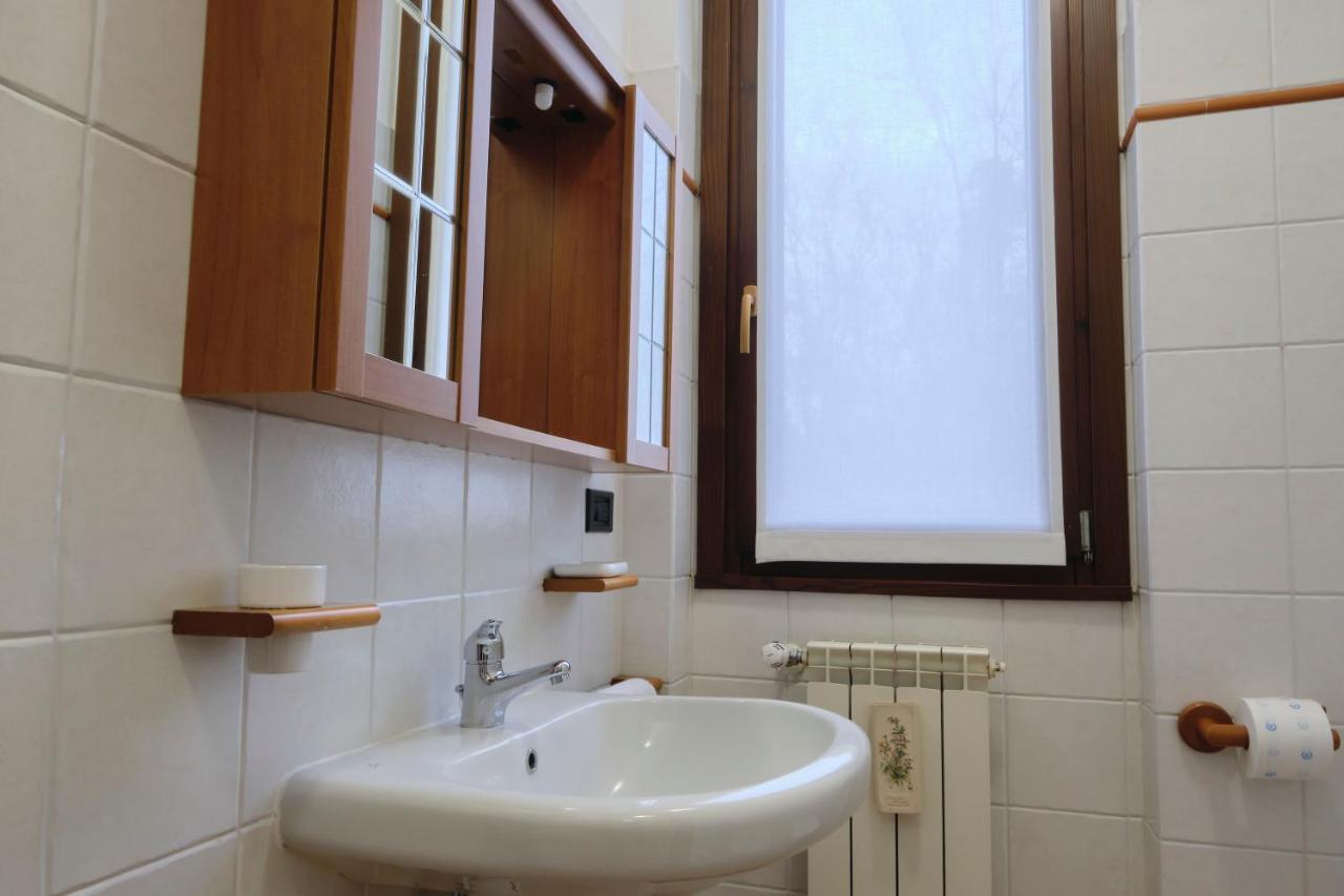 10' From Malpensa Casa Moderna, Netflix & Wi-Fi Appartement Casorate Sempione Buitenkant foto